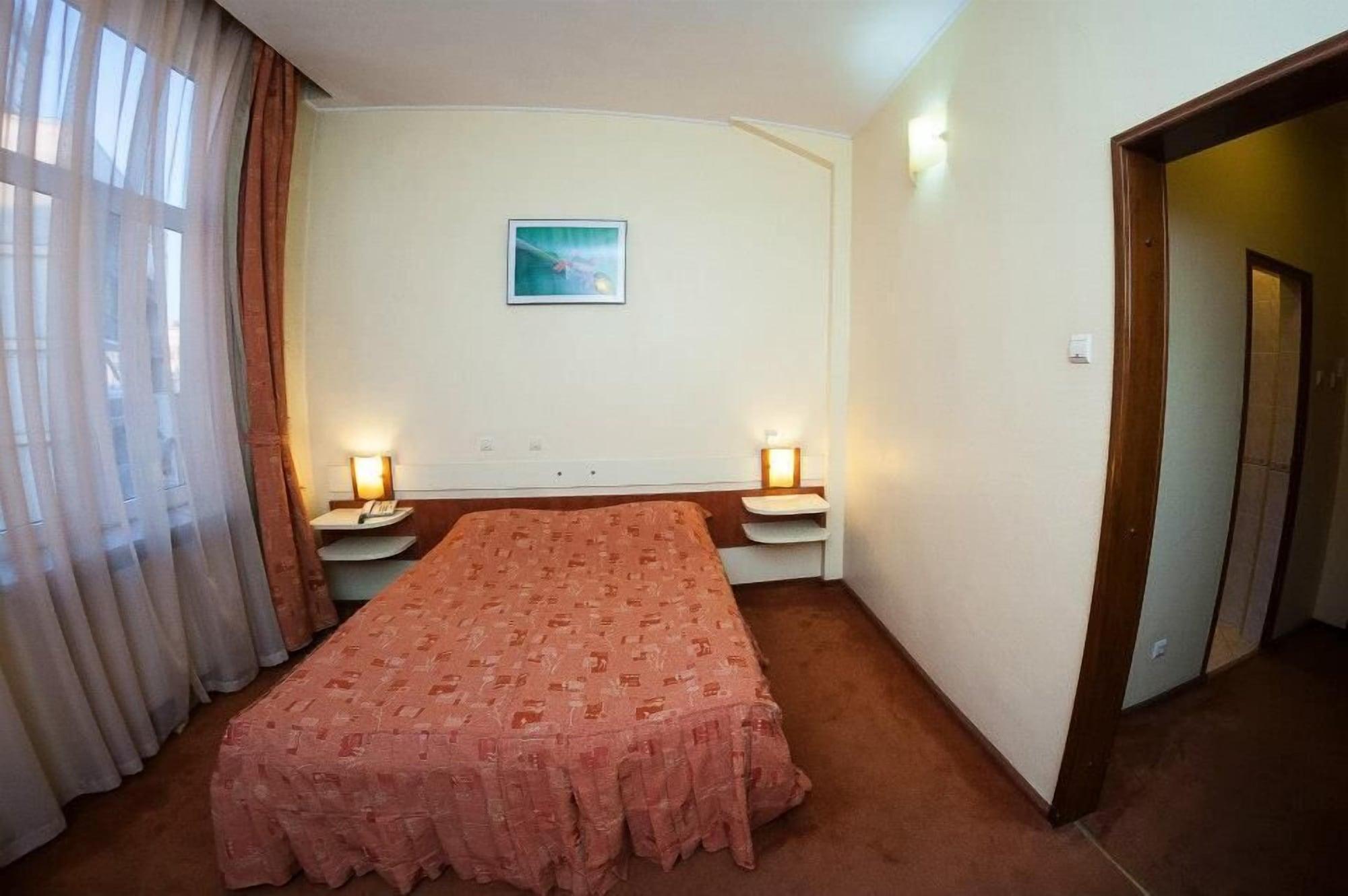 Hotel Astoria City Center Iasi Exterior foto